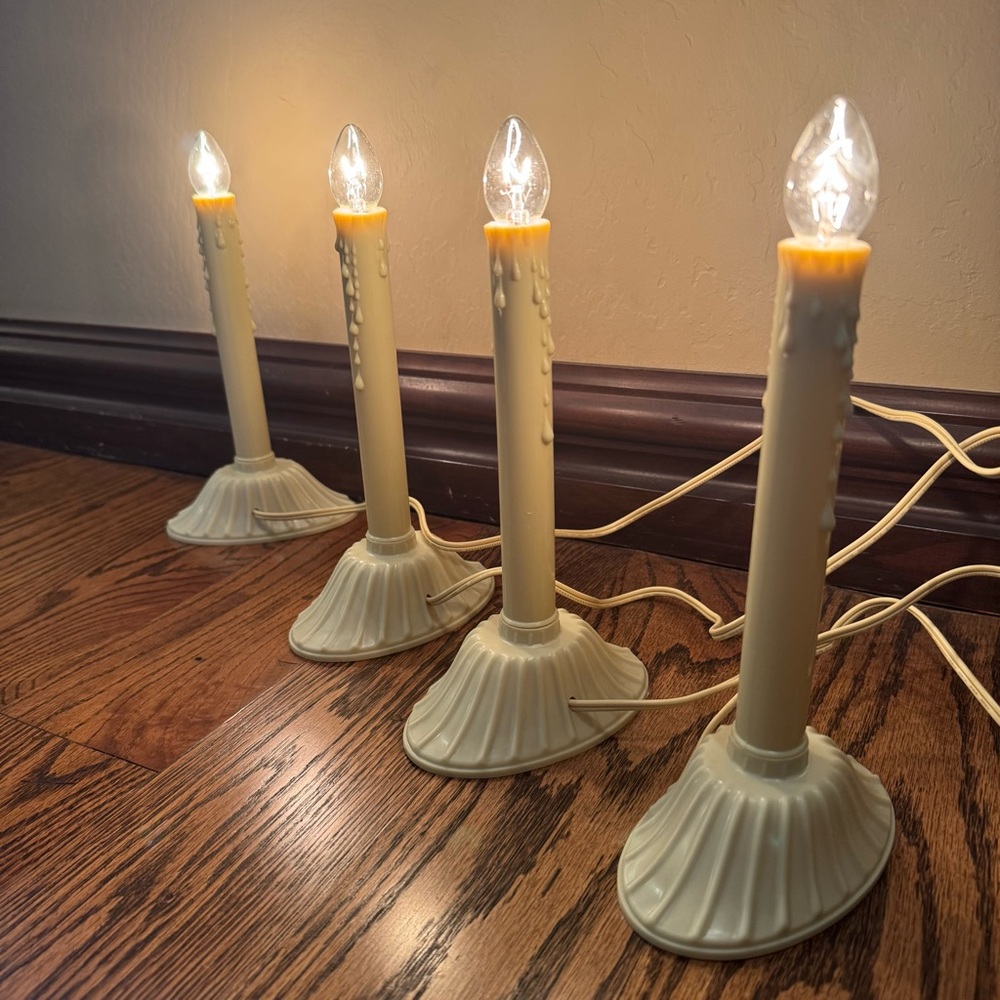 Lot Of 4 Vintage Decorative Outfit Drip Candle Lights Works Christmas Decor